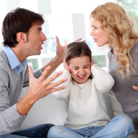 Things Parents Should Avoid Doing In Front Of Children - lovingparents